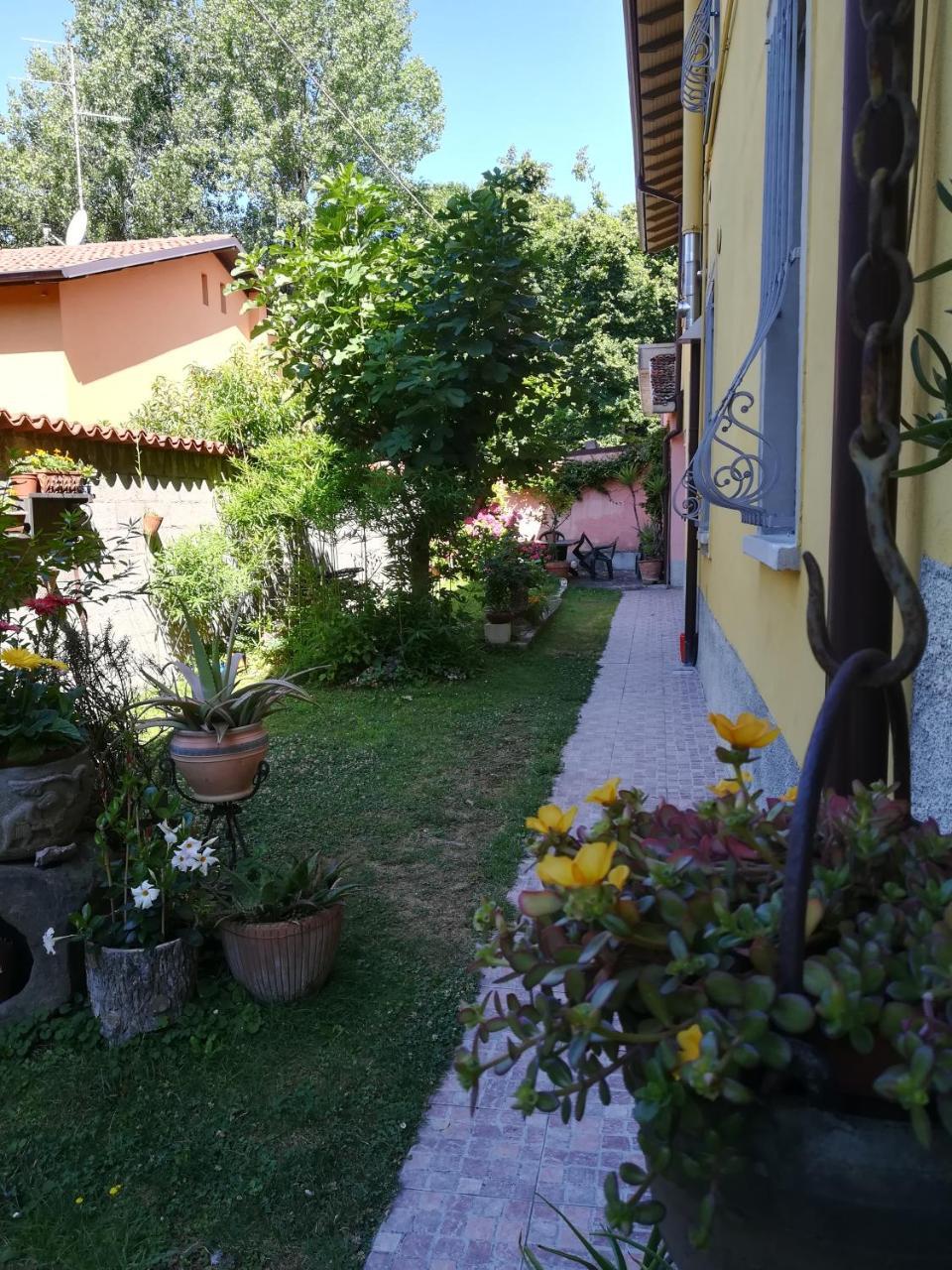 Bergamo Bassa Bed and Breakfast Exterior foto